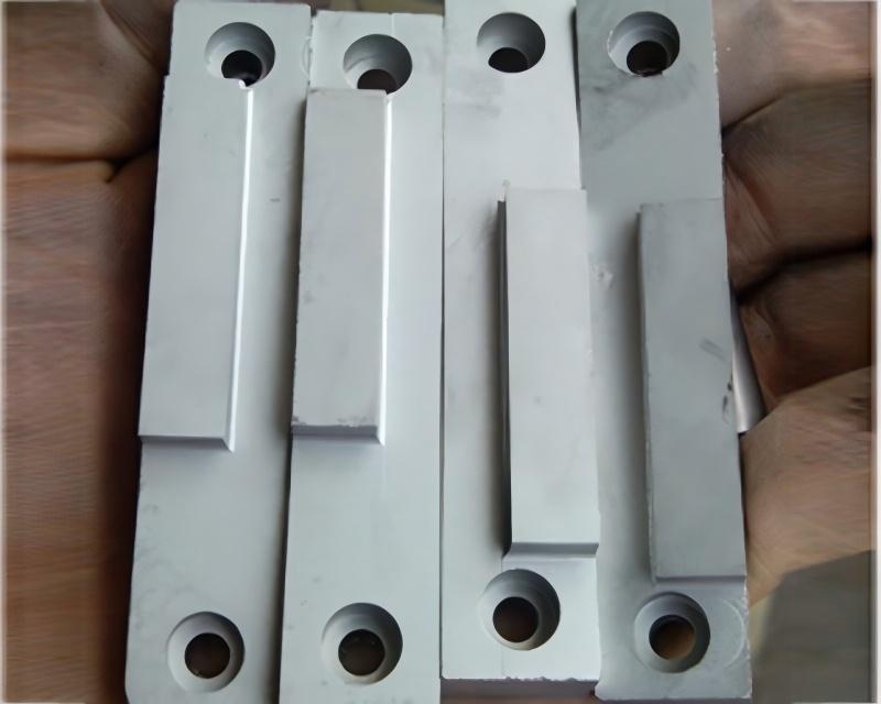 Heterogeneous structural parts